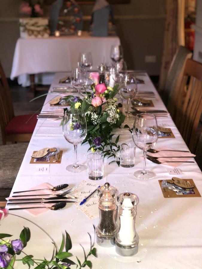 Willaston  Pollards Inn מראה חיצוני תמונה